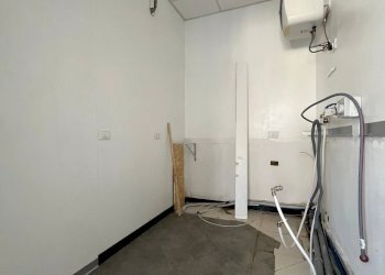 Ripostiglio - Office Via Martiri della Liberazione, Chiavari - photo 11