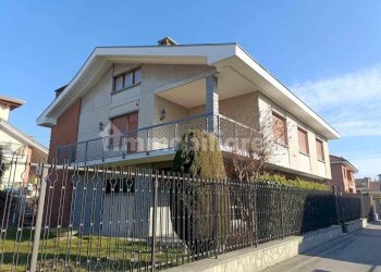 Facciata - Villa via Bruno Buozzi, 3, Orbassano - foto 2