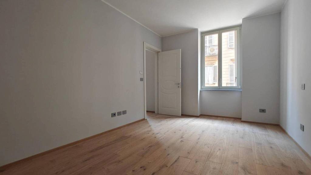 Camera da letto - Two-room apartment via Madama Cristina, 65, Torino (neighborhood San Salvario) - photo 3