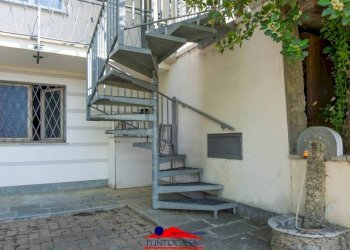 Cortile interno - Villa via Monte Nebin, Villar San Costanzo - foto 9