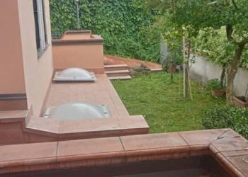 Balcone - Villa a Schiera viale Mario Rotili, Benevento - foto 1