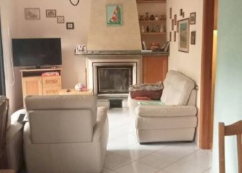 Salone - Villa a Schiera viale Mario Rotili, Benevento - foto 6