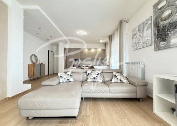 Salone - Attico piazza Dante Alighieri, 8, La Spezia - foto 6