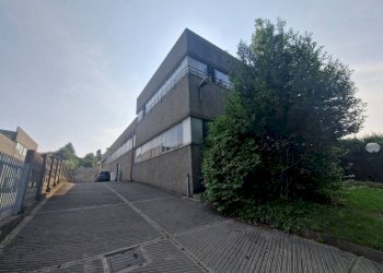 Facciata - Capannone via per Castellanza, Legnano - foto 25