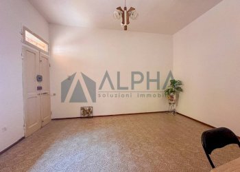 Cucina - Casa indipendente vicolo dei Giardinieri, Forlì - foto 11