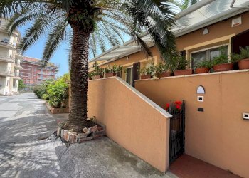 Facciata - Appartamento Via Parma, Chiavari - foto 4