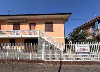 Facciata - Villa via Verzuolo, Carmagnola - foto 2