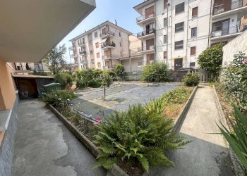 Cortile interno - Villa via Verzuolo, Carmagnola - foto 8