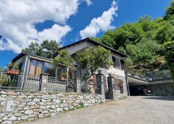 Viste - Villa via dei Caduti, 85, Leivi - foto 1