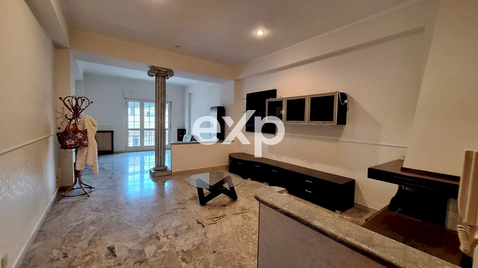 Three-room apartment Reggio di Calabria - photo 3