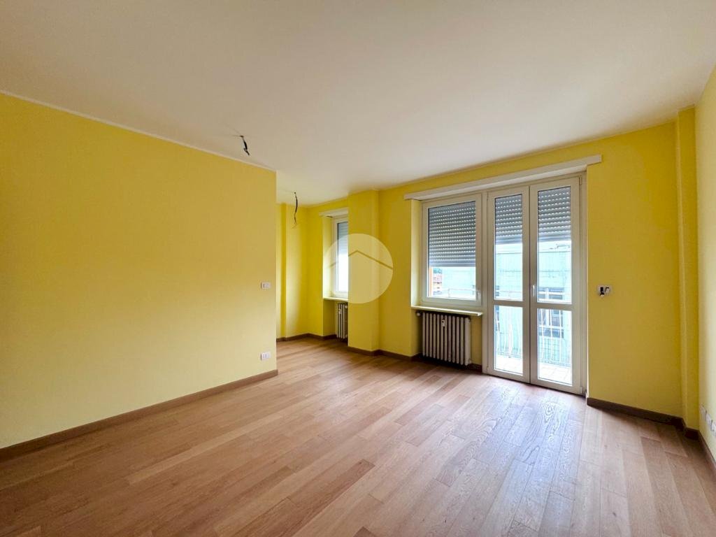 Four-room apartment Via Umberto I, Carignano - photo 1