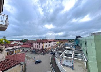 Four-room apartment Via Umberto I, Carignano - photo 4