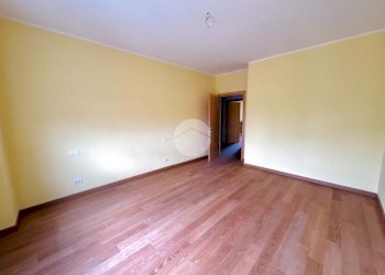 Four-room apartment Via Umberto I, Carignano - photo 6