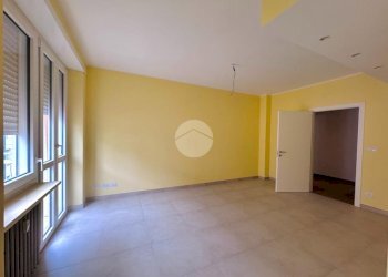 Apartment Via Umberto I, Carignano - photo 3