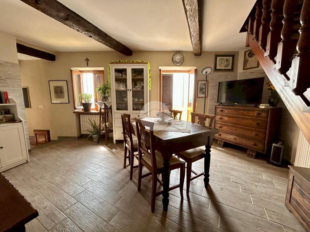 Semi-detached house Vicolo IV, Montemagno - photo 1
