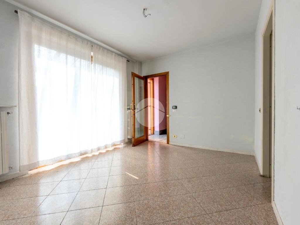 Three-room apartment Piazza Vittorio Emanuele, Cavallermaggiore - photo 2