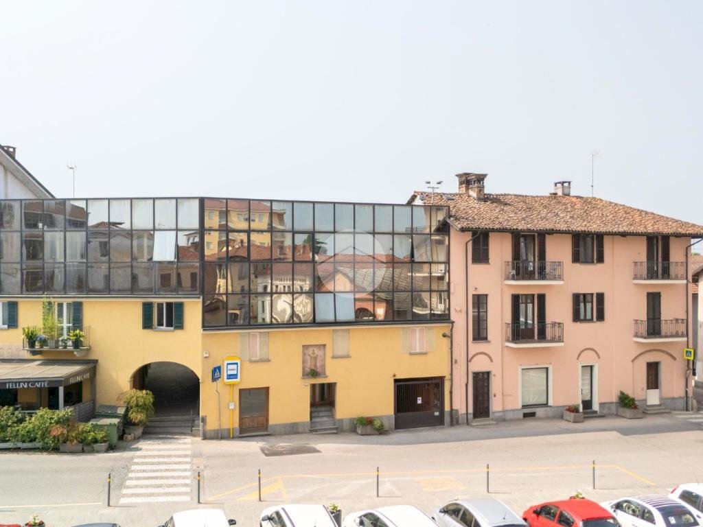 Three-room apartment Piazza Vittorio Emanuele, Cavallermaggiore - photo 1