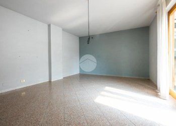 Three-room apartment Piazza Vittorio Emanuele, Cavallermaggiore - photo 9