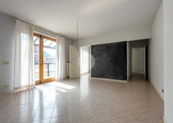 Three-room apartment Piazza Vittorio Emanuele, Cavallermaggiore - photo 10