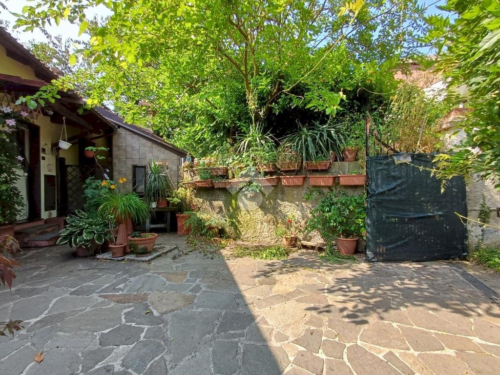 Casa semi indipendente Via Martiri Del Turchino, Busalla - foto 2