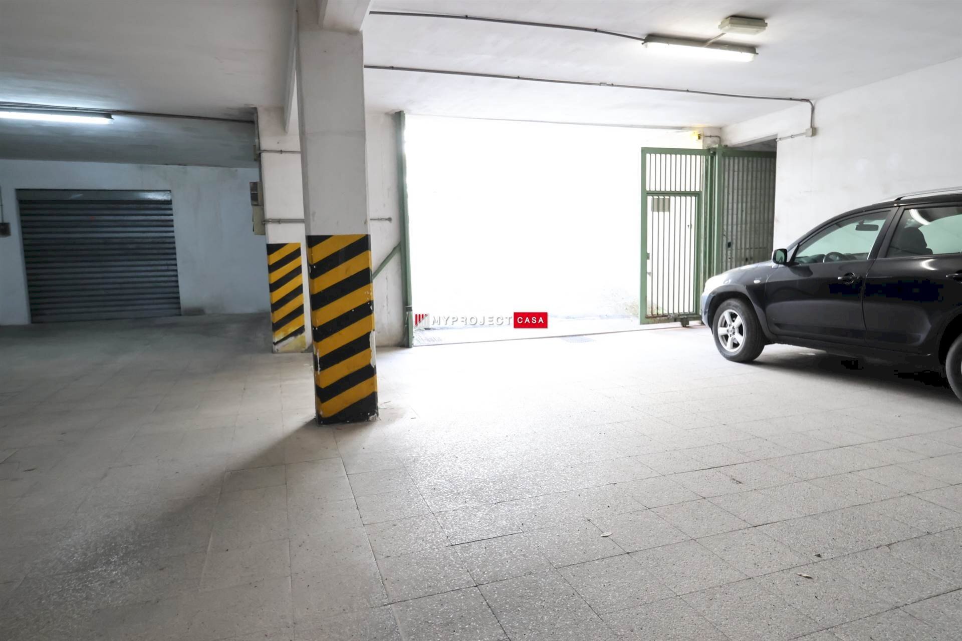 Garage - Parcheggio Traversa Iv Di Via Alessandro Fighera, Martina Franca - foto 3