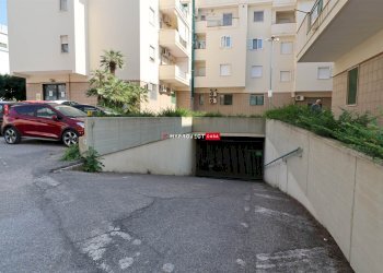 Garage - Parcheggio Traversa Iv Di Via Alessandro Fighera, Martina Franca - foto 1