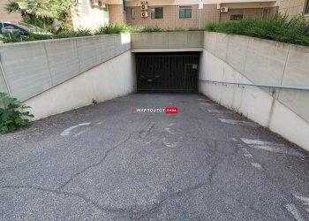 Garage - Parcheggio Traversa Iv Di Via Alessandro Fighera, Martina Franca - foto 2