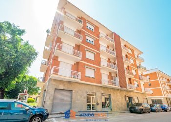 Locale Commerciale Piscina - foto 7