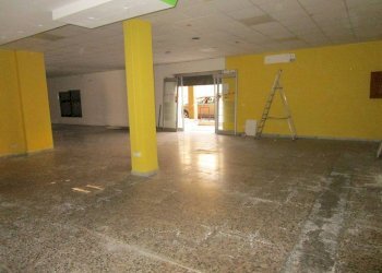 Interno non residenziale - Negozio Statte - foto 7