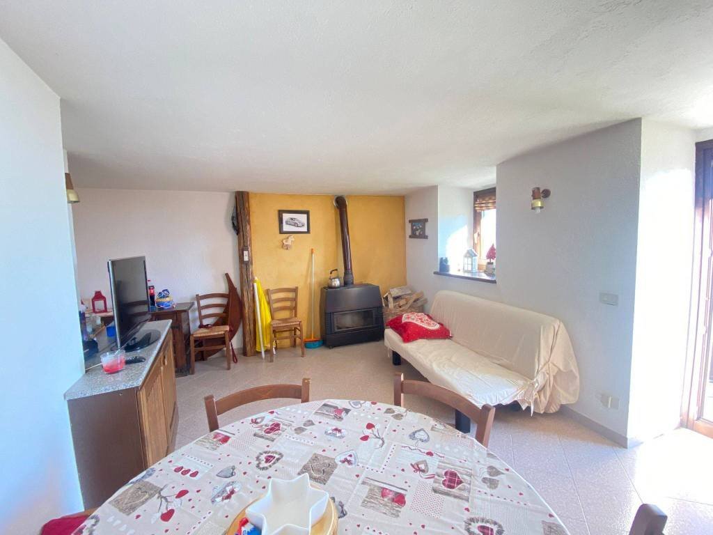 Salone - Bilocale Località Blavy, 32, Roisan - foto 3