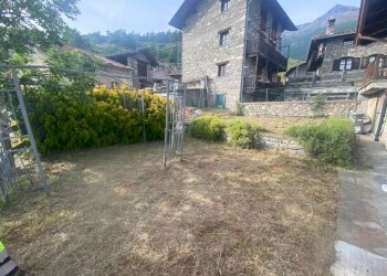Giardino - Bilocale Località Blavy, 32, Roisan - foto 6
