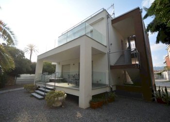Facciata - Villa via Generale Ardoino, 114, Diano Marina - foto 41