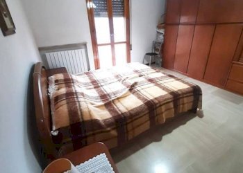 Camera da letto - Quadrilocale strada del Po di Primaro, 17, Argenta - foto 11