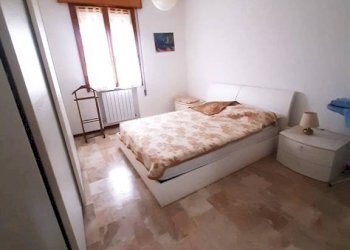 Camera da letto - Quadrilocale strada del Po di Primaro, 17, Argenta - foto 13