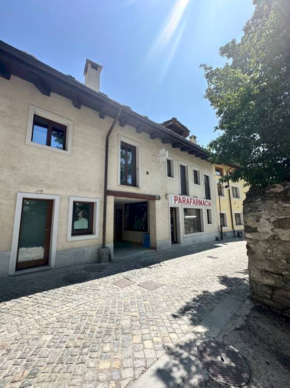 Facciata - Trilocale via Giovanni Giolitti, 19, Bardonecchia - foto 2