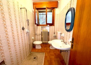 Villa via Risorgimento, 56, Cento - foto 11