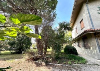 Villa via Risorgimento, 56, Cento - foto 40