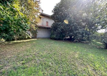 Villa via Risorgimento, 56, Cento - foto 46