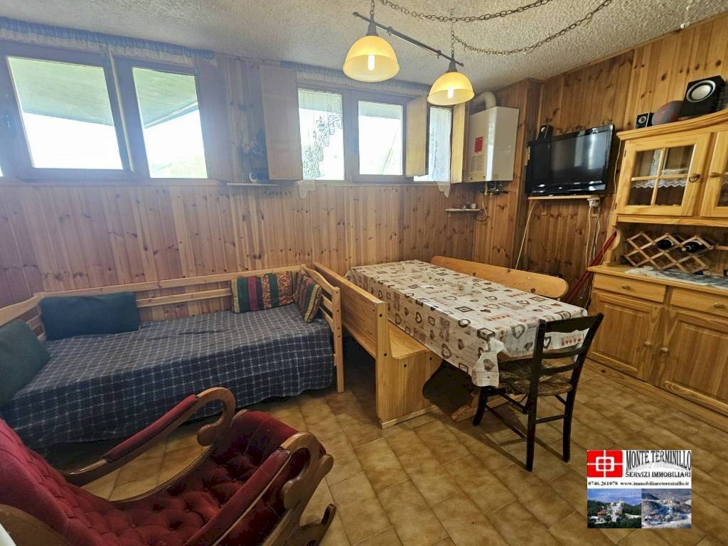 Cucina - Trilocale via Tre Faggi, Cittaducale - foto 2