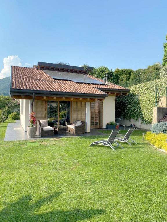 Giardino - Villa via Monviso, 4, Ponteranica - foto 1