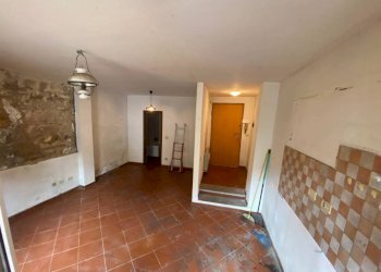 Salone - One-room apartment Bologna (neighborhood Centro Storico) - photo 4