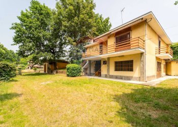 Small Villa Strada Madonnina, 39 
 Venaria Reale, Venaria Reale - photo 1