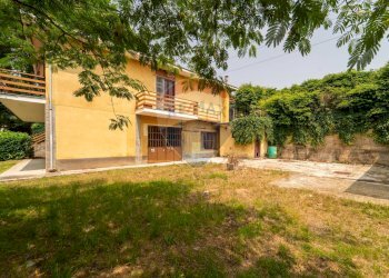 Small Villa Strada Madonnina, 39 
 Venaria Reale, Venaria Reale - photo 4