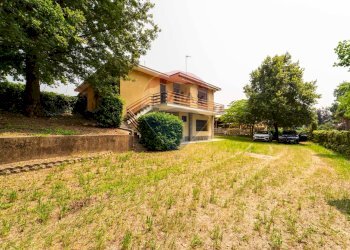 Small Villa Strada Madonnina, 39 
 Venaria Reale, Venaria Reale - photo 8