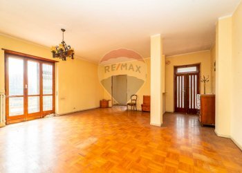 Small Villa Strada Madonnina, 39 
 Venaria Reale, Venaria Reale - photo 45