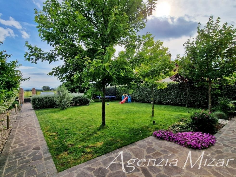 Villa Imola - foto 3