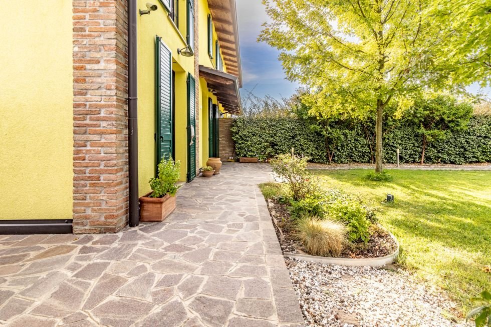 Villa Imola - photo 3