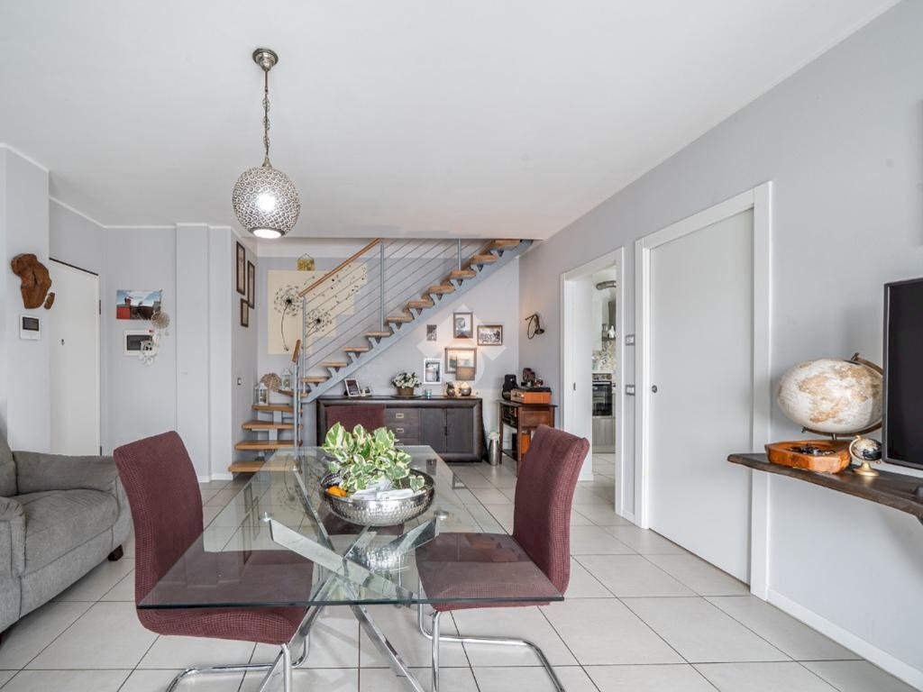 Four-room apartment Via Marzabotto, Novi di Modena - photo 1