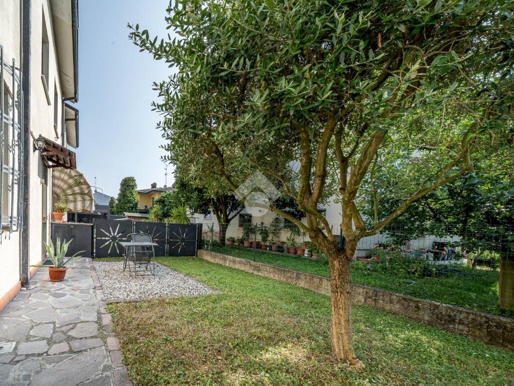 Terraced Villa Via Giambattista Tiepolo, Novi di Modena - photo 2