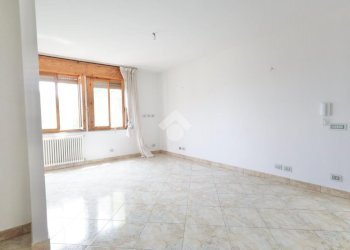 Quadrilocale Via Adalgiso Guardasoni, Reggio nell'Emilia - foto 1